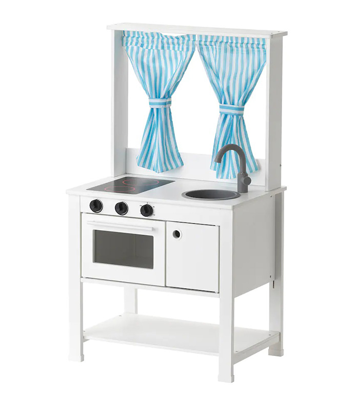 spisig-play-kitchen-with-curtains__0687812_pe722137_s5-img