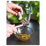 KONCIS Garlic press, stainless steel - Image 3